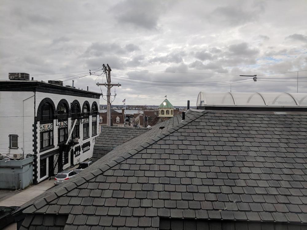 Pelham Court Hotel Newport Tower Eksteriør billede